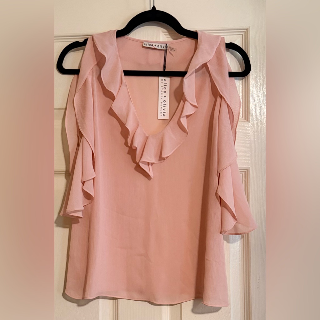 Nwt Alice + Olivia Gia Ruffle Cold Shoulder Top Sz Large